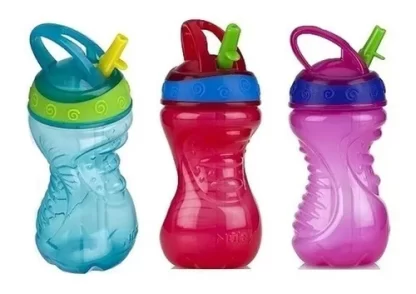 Imagen 3 de 6 de Vaso Nuby Antiderrame Flip-it 9923fl