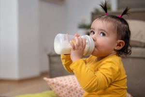 Miniatura 5 de 6 de Mamadera Chicco Natural Feeling 330ml 6m+ Flujo Rápido