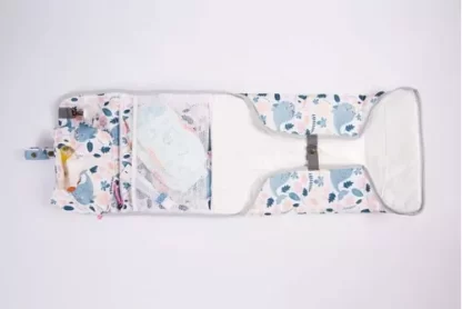 Imagen 3 de 6 de Cambiador Impermeable Super Amplio Con Cierre Y Broche Mommy