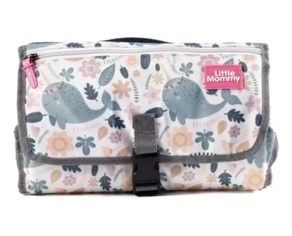 Imagen 1 de 6 de Cambiador Impermeable Super Amplio Con Cierre Y Broche Mommy