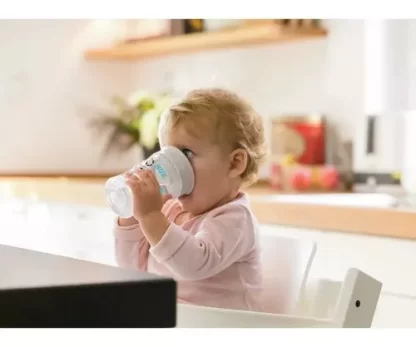 Imagen 3 de 7 de Vaso Nuk Magic Cup 360°  Antivuelco Disney