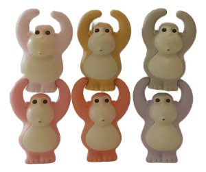 Miniatura 4 de 5 de Set 6 Monitos de Goma Encastrables para el baño