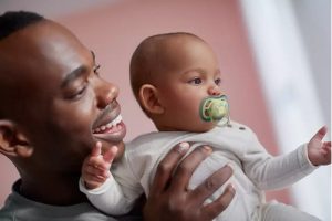 Miniatura 4 de 4 de Chupete Philips Avent Ultra Air Scf085/58 X2u 0-6 Meses (Arcoiris - Sol)