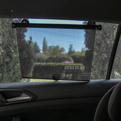 Imagen 2 de 4 de Parasol Enrollable Cortina Para Auto Protege del Sol Baby Innovation