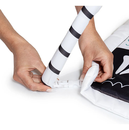 Imagen 3 de 4 de Alfombra Bebé Didáctica Con Arcos + Juguetes Móviles