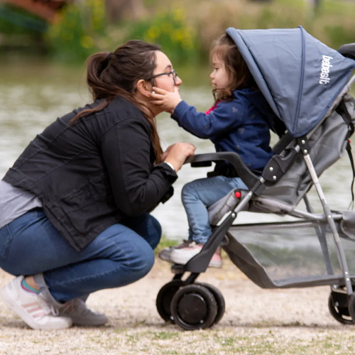 Imagen 1 de 5 de Cochecito Bebesit Travel System Con Huevito Eos Verde Color Verde