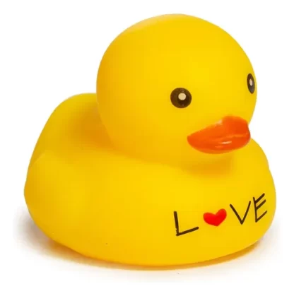 Imagen 2 de 6 de Patito De Goma Amarillo Con Corazón Love Para El Baño 2746