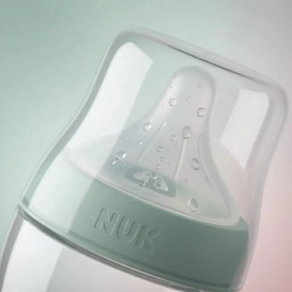 Imagen 4 de 4 de Mamadera Nuk Perfect Match Winnie Pooh 260 ml Flujo M Gris